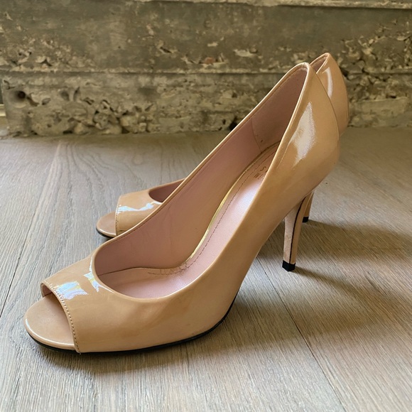 Stuart Weitzman peeptoe heel - Picture 3 of 8